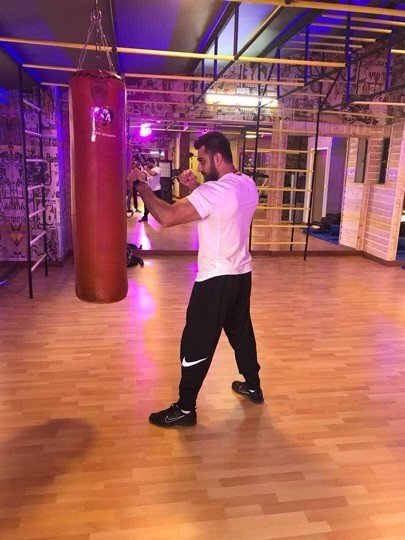 Mah Ghasemi training on the heavy bag